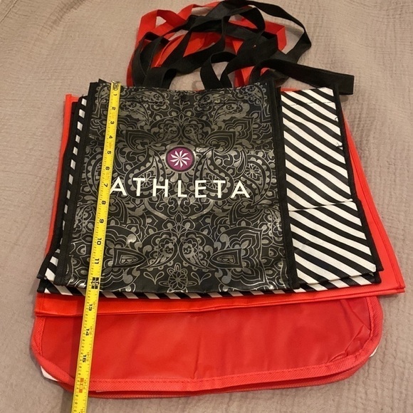 Lululemon athletica/ Sephora/ Athleta / Toyota . Set 4 reusable bag . New& used - Picture 10 of 11